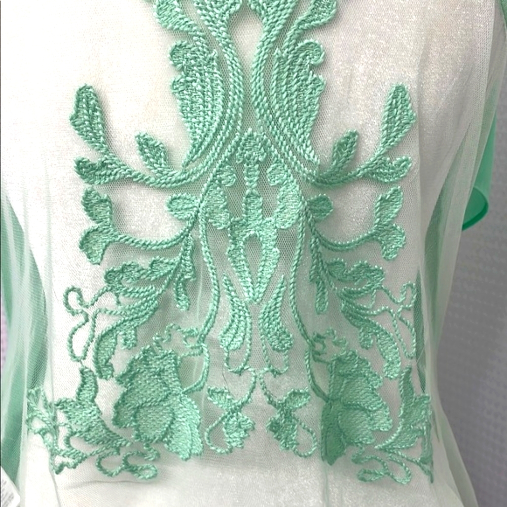 NWOT. Lulumari Mint Green Draped Front Sleeveless Blouse with Embroidered Back - Picture 7 of 9